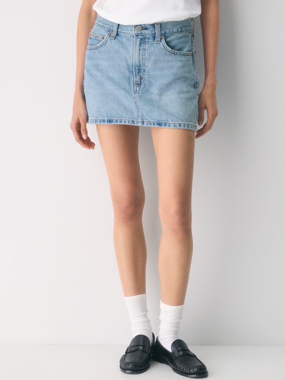 NWT Aritzia Denim Forum THE '90S RICCI DENIM SKIRT in 7 YRS BLEU TABOO